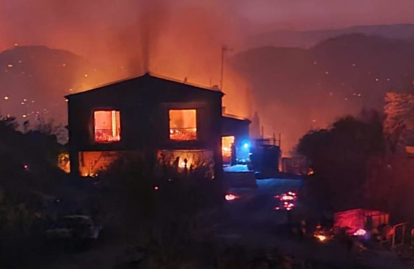 Συλλέγουμε ξηρά τροφή, νερό και χυμούς για τη «μάχη» με τις πυρκαγιές!