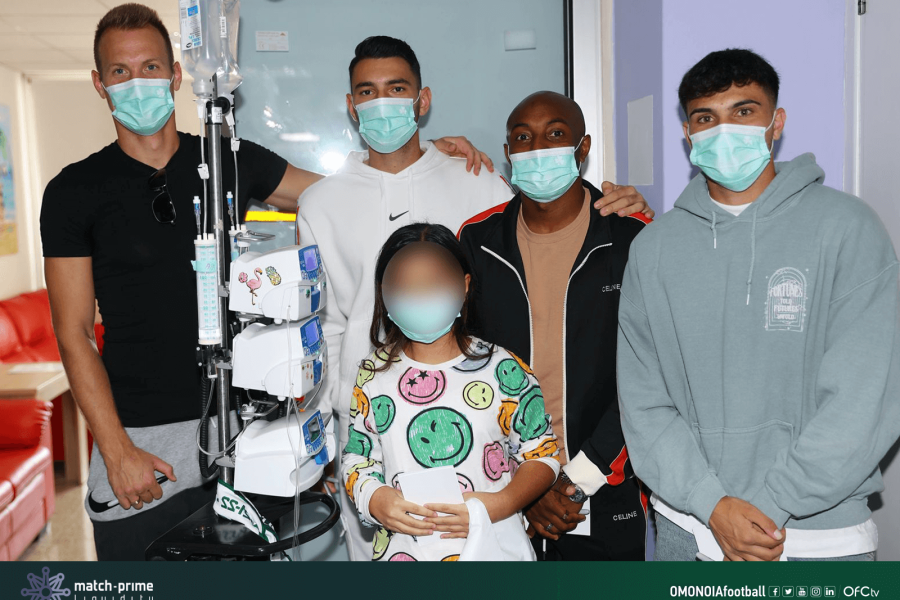 Επίσκεψη στο παιδοογκολογικό τμήμα του Μακάρειου Νοσοκομείου